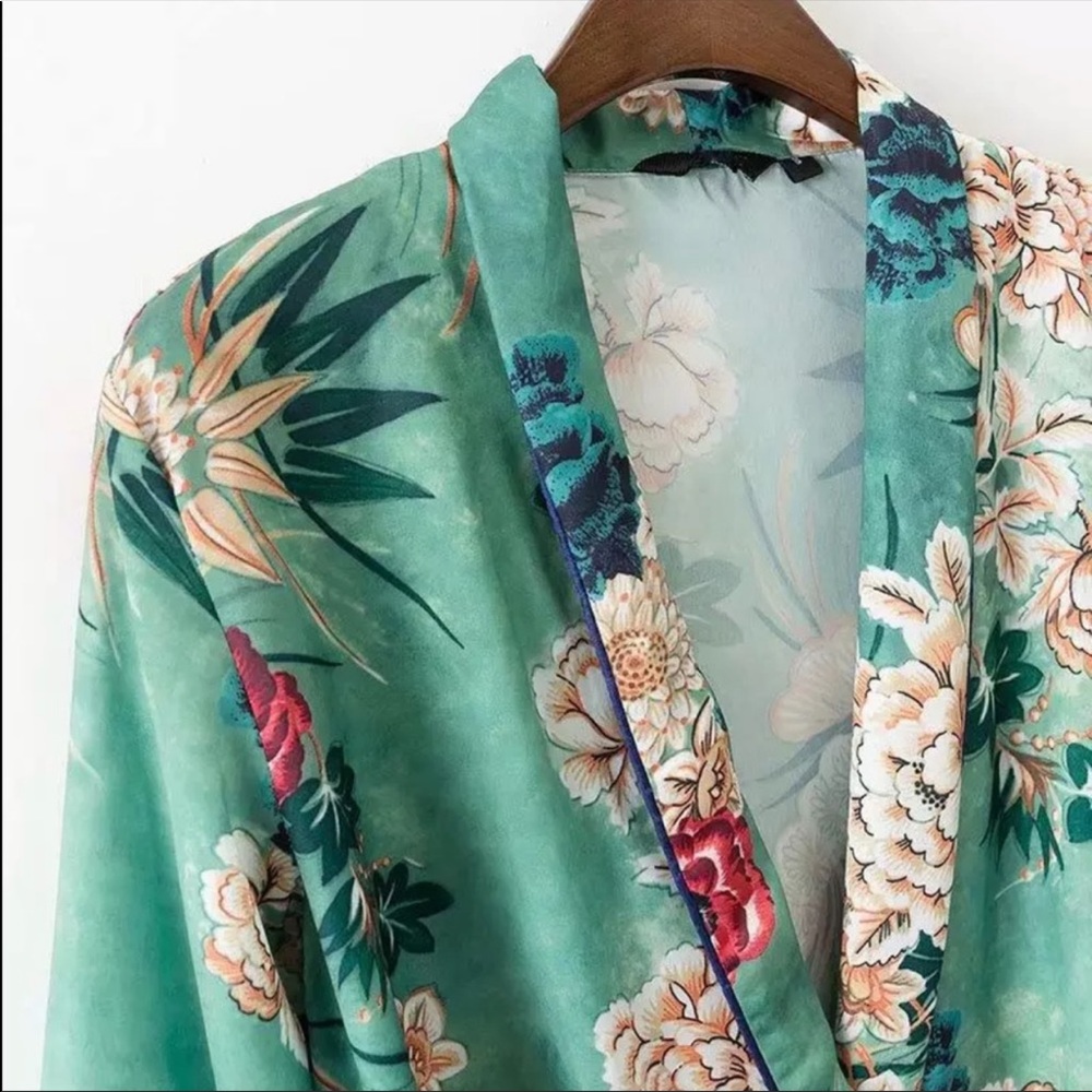 Floral Print Satin Kimono Cardigan Maxi CoverUp - Picture 8 of 9